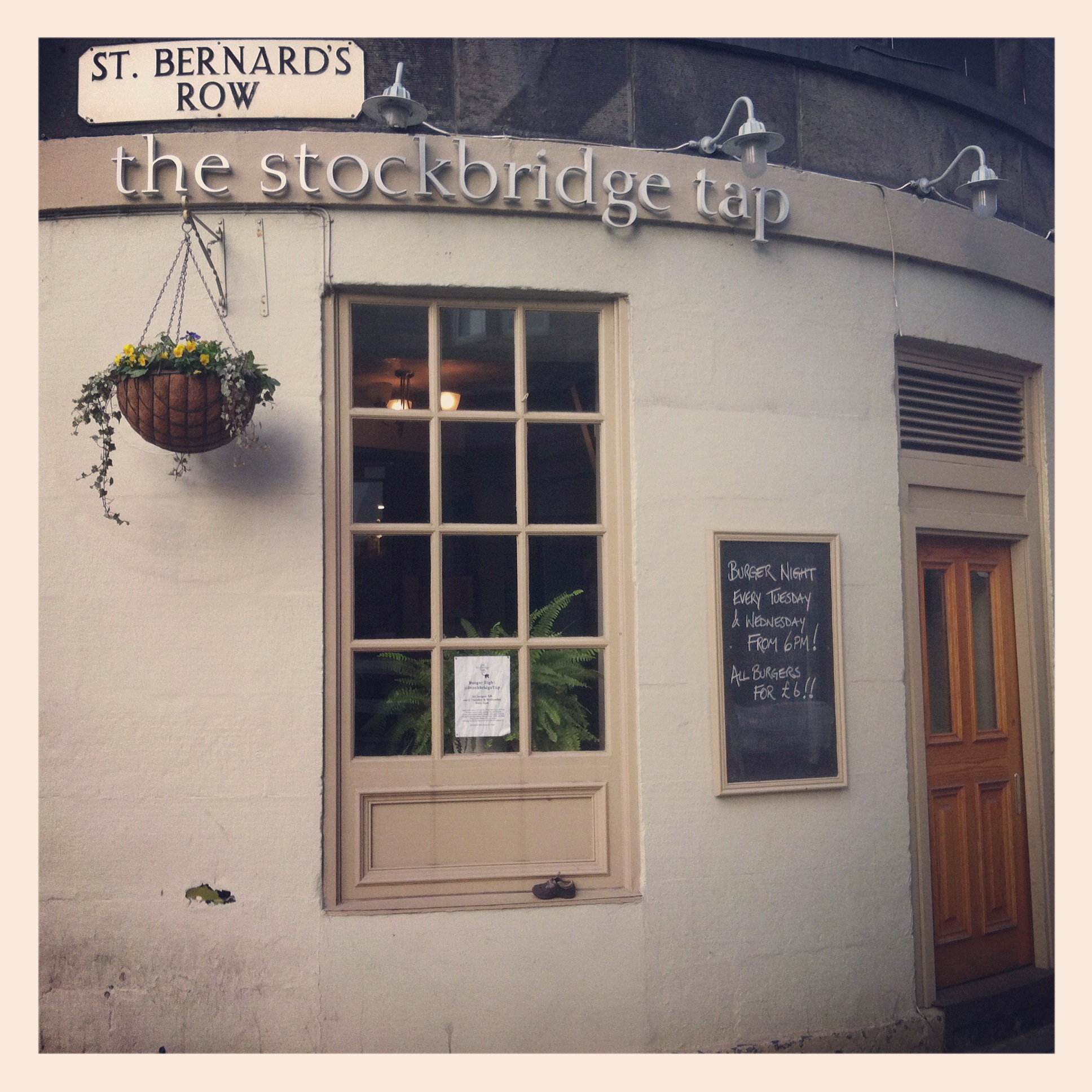 Stockbridge Tap Dugs n Pubs Dog Friendly Guide