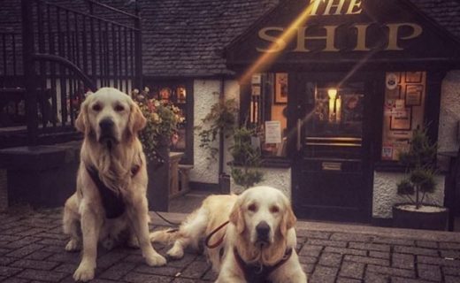 The Golden Brothers at their last stop of the day – dinner in The Ship Inn, Irvine. @goldenbrothers15